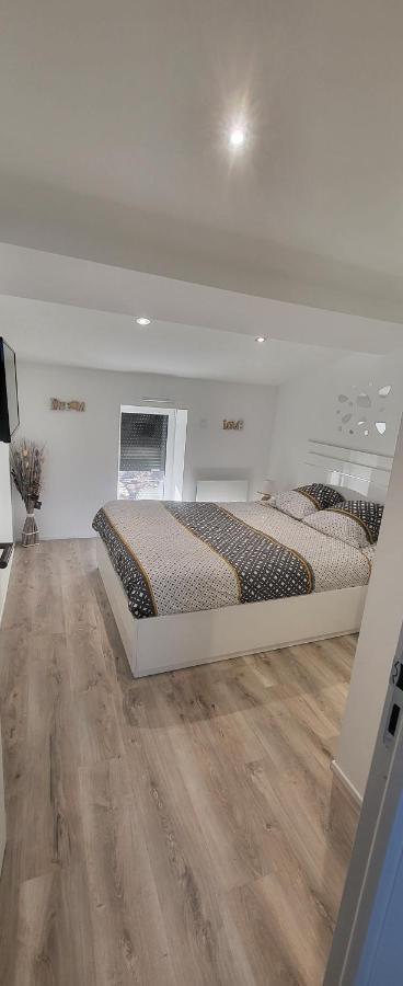 Holiday home Le Beluga Nantes Aeroport Bouguenais