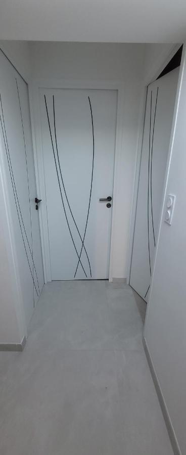 Holiday home Le Beluga Nantes Aeroport Bouguenais